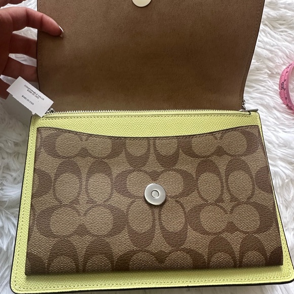 NWT! COACH CROSSBODY - Picture 3 of 10